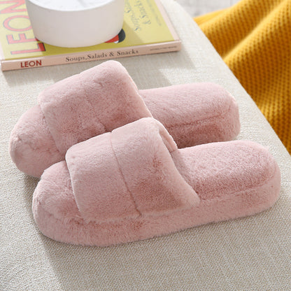 Indoor plush slippers
